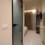 O & S Hotel