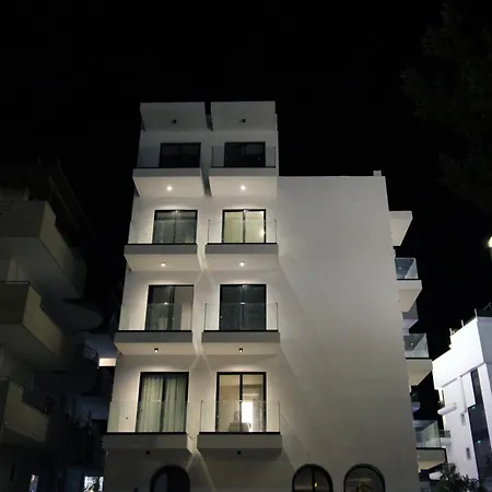 O & S Ksamil