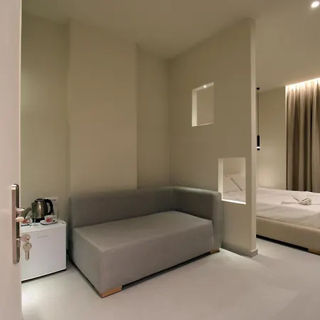 Hotell O & S Ksamil