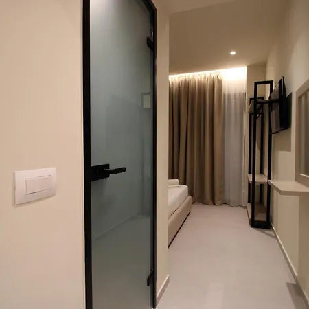 O & S Hotell